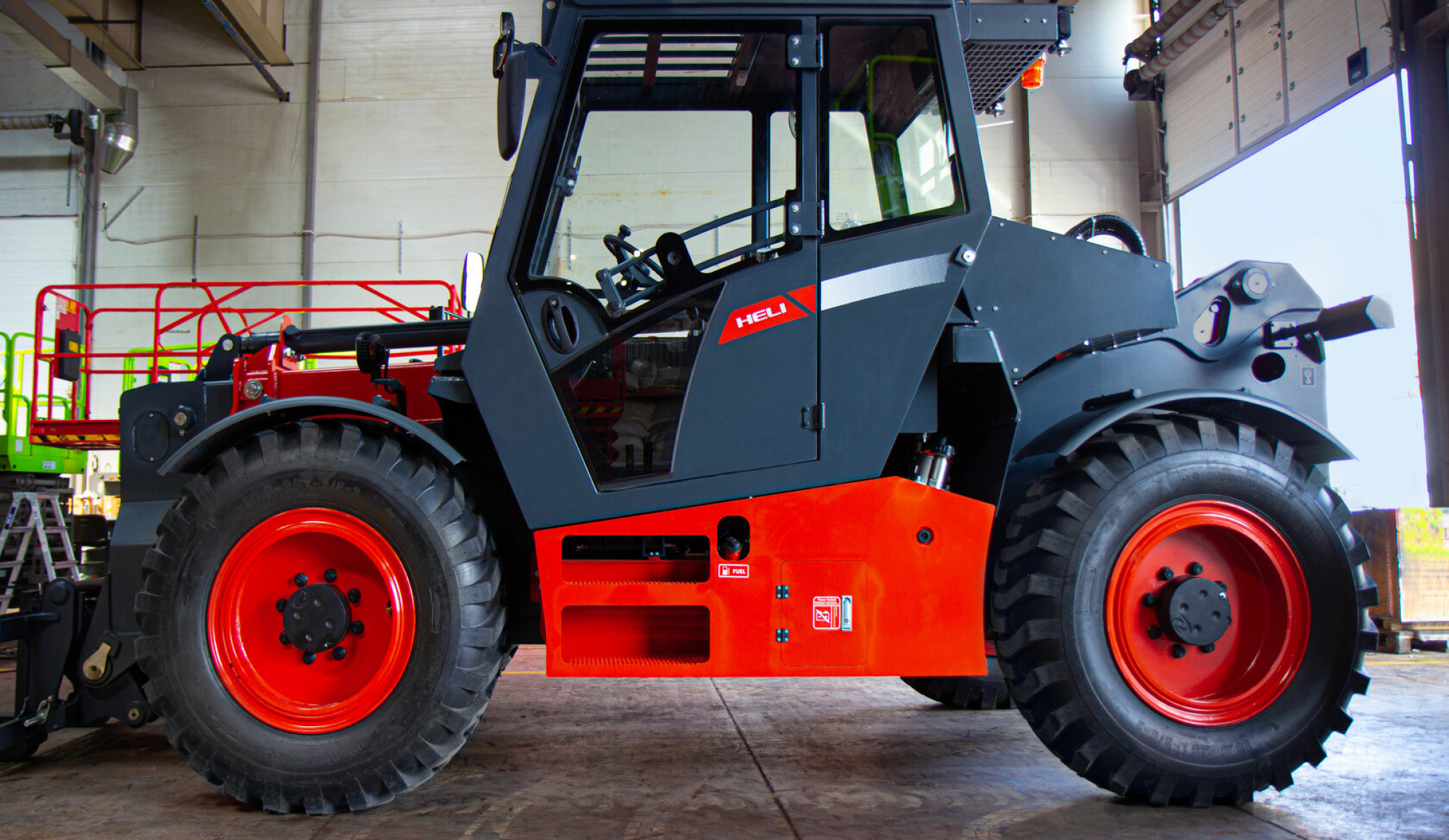 Сервис и запчасти